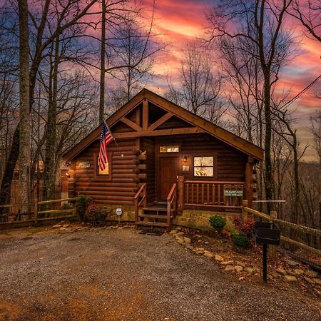 Log Cabin, Hot Tub, Fireplace, Pool Table & Views! Sevierville Zewnętrze zdjęcie