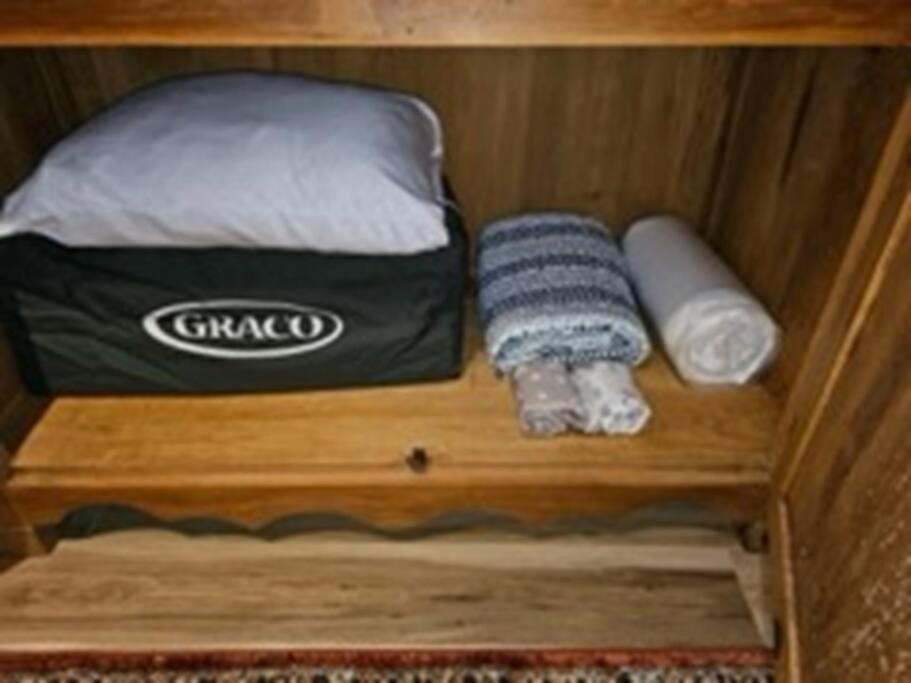 Log Cabin, Hot Tub, Fireplace, Pool Table & Views! Sevierville Zewnętrze zdjęcie